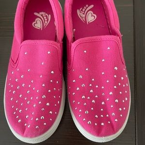 Children’s place pink shoes size 4